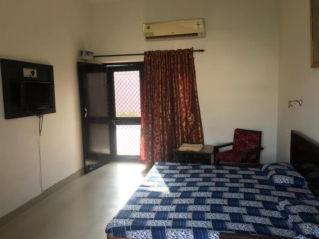 Sai Home Stay Bed & Breakfast- Near Tajmahal آغْرا المظهر الخارجي الصورة