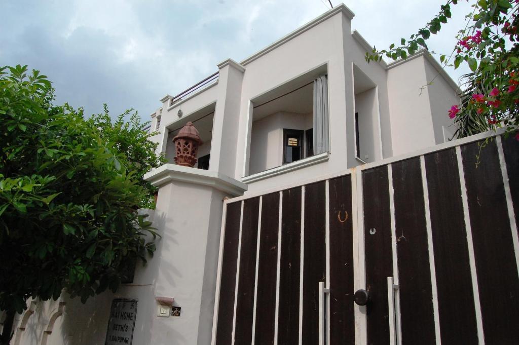 Sai Home Stay Bed & Breakfast- Near Tajmahal آغْرا المظهر الخارجي الصورة