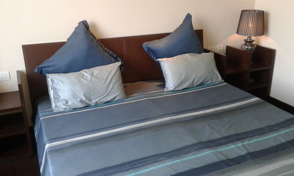 Sai Home Stay Bed & Breakfast- Near Tajmahal آغْرا المظهر الخارجي الصورة